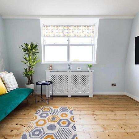 Luxurious 1-Bedroom Apartment In Kensington 伦敦 外观 照片